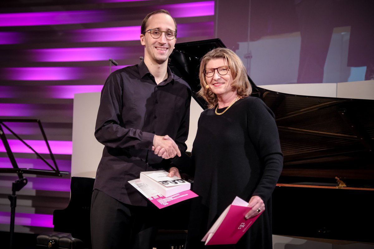 BeethovenCompetition tweet media