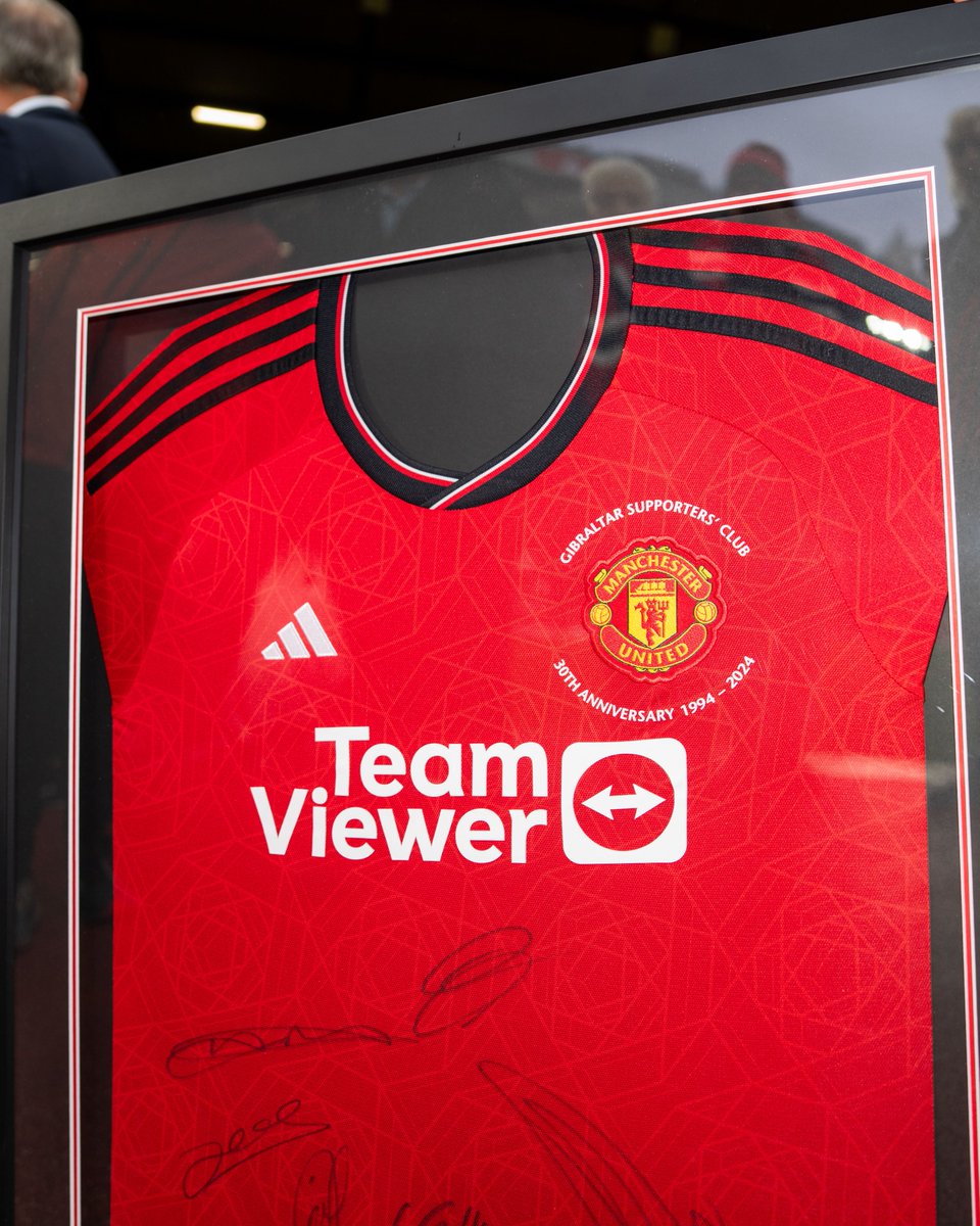 ManUtd's tweet photo. The warmest of Old Trafford welcomes to our Gibraltar Supporters' Club ❤️

Congratulations on your milestone anniversary – we're lucky to have you! 🇬🇮

#MUFC || #MUNBOU https://t.co/czfzD4Pt13