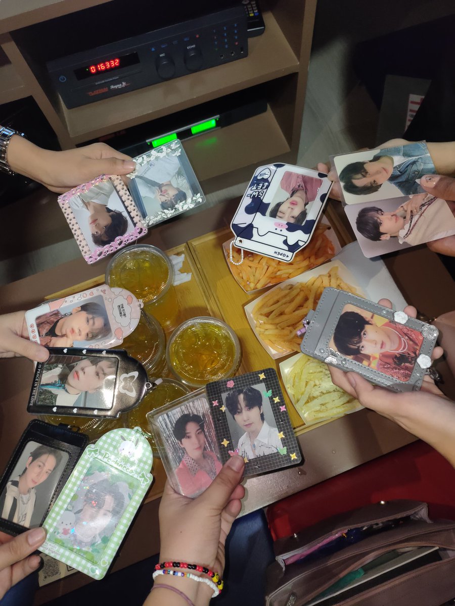 goshinwonmylove's tweet photo. 🩷🩷🩷

@KIN0VERSE @iamaPENTAstan @ohlittlestar @HongGuloveee @msjossgoode @a_bad_kin https://t.co/4XqLcW7kLF