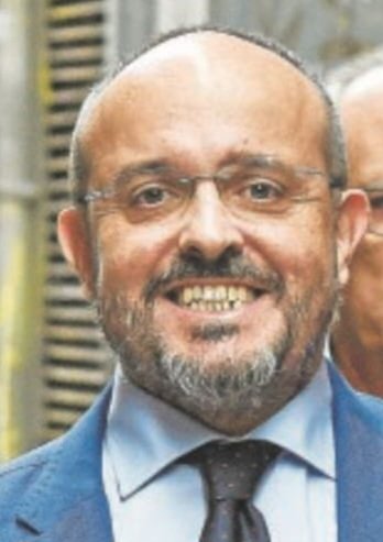 CintuVillegas's tweet photo. La cara del bien, del esfuerzo, la constancia, la validez, y tener más vidas que un gato 🤣 https://t.co/MWsA9YYUq4