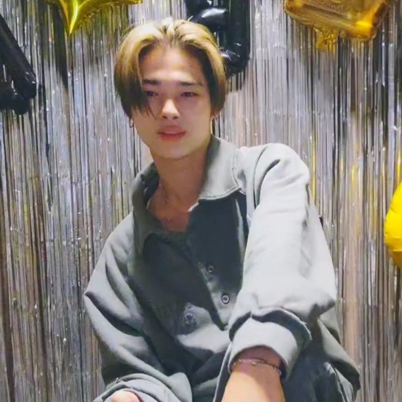 rikiarchive's tweet photo. happiest birthday riki, you will always remain as my #1 ♡ https://t.co/qVqHkZiYIL