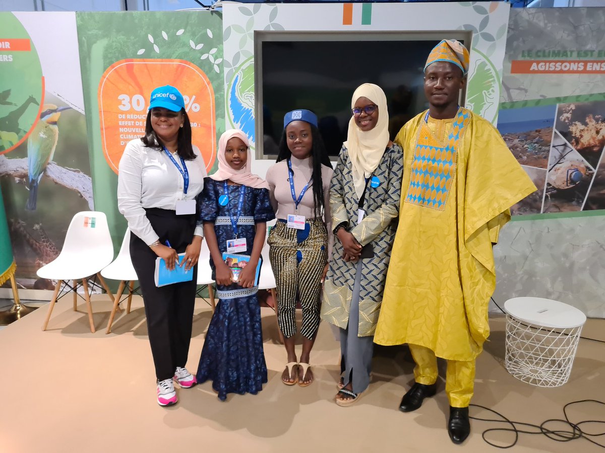 rachadsanoussi's tweet image. 💙🌱 Hier, j&apos;ai modéré un #panel passionnant sur les #enfants et la crise #climatique au pavillon de la Côte d&apos;Ivoire à la #COP28UAE  Résultats: toujours #écouter les enfants, #engagement fort de la jeunesse, et #détermination collective pour un avenir durable
 #EcolotripAtCOP28