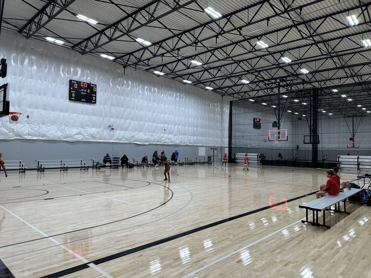 8thBernardSS's tweet image. My weekend office.   #timetogotowork