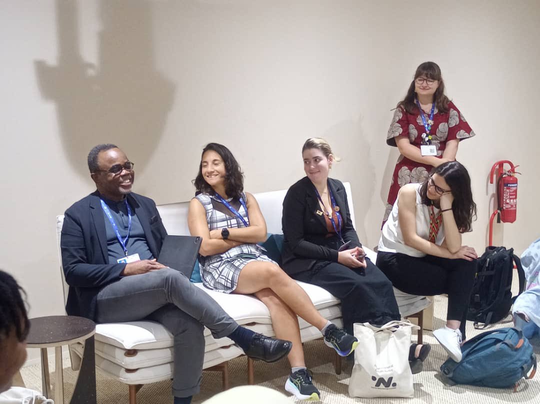 ✨Young Negotiatos met Luc Gnacadja, a distinguished global authority in governance strategies for #SDG. 

We discussed around the Global Stocktake and local Adaptation, the Private sector and climate adaptation and the involvement with <a href="/UNCCD/">UN Land and Drought</a>.

Thank you <a href="/LucGnacadja/">Luc Gnacadja</a> 🤩🤩