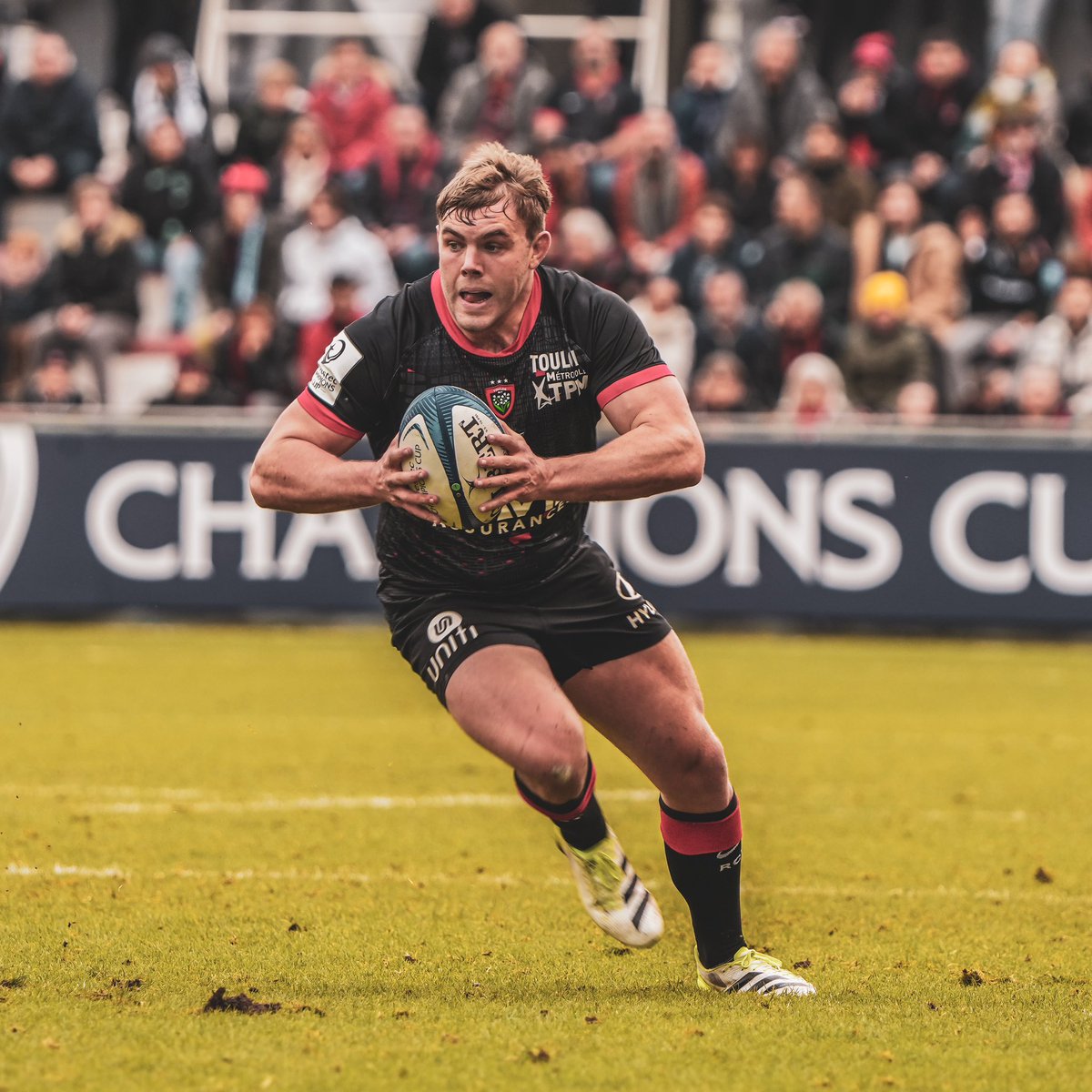 RCTofficiel's tweet photo. 🇪🇺🏆🔴⚫️
#RCTEXE #ParceQueToulon https://t.co/y4HL7pytdg