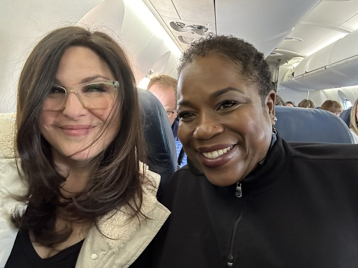 Robin Schwartz tweet media