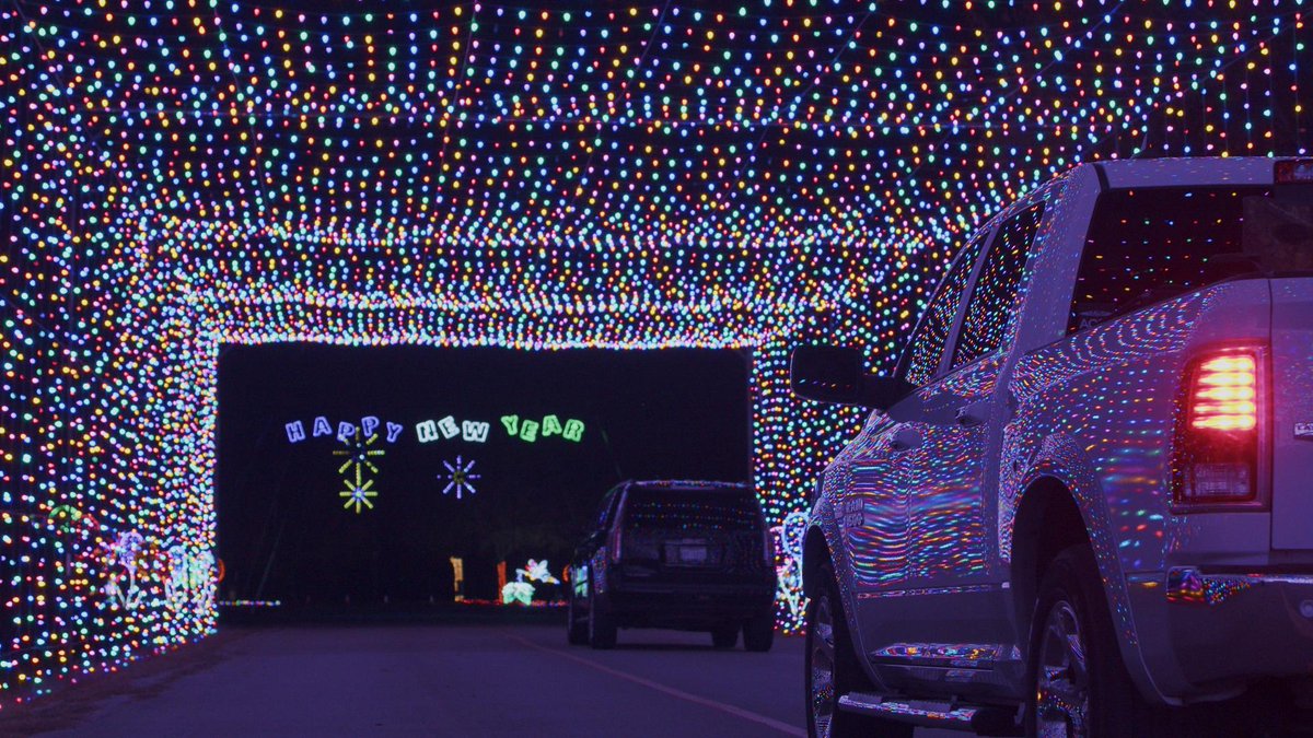 Prairie Lights tweet media