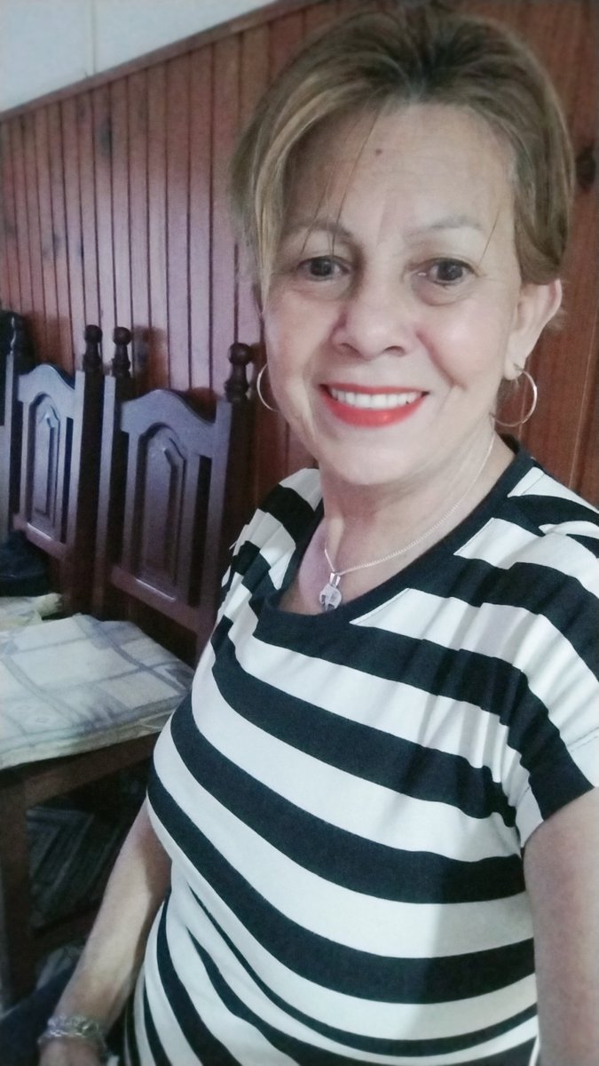 julia80577's tweet photo. Tú eres lo más lindo de mi vida aunque no té lo diga, aunque no té lo diga, buenos días!! Buen sábado mis queridos amigos disfruten mucho hoy y siempre, la vida es corta pero hermosa ❤️ a vivir día a día! Saludos desde Córdoba argentina ❤️❤️❤️ https://t.co/cv1Vv9YP4E