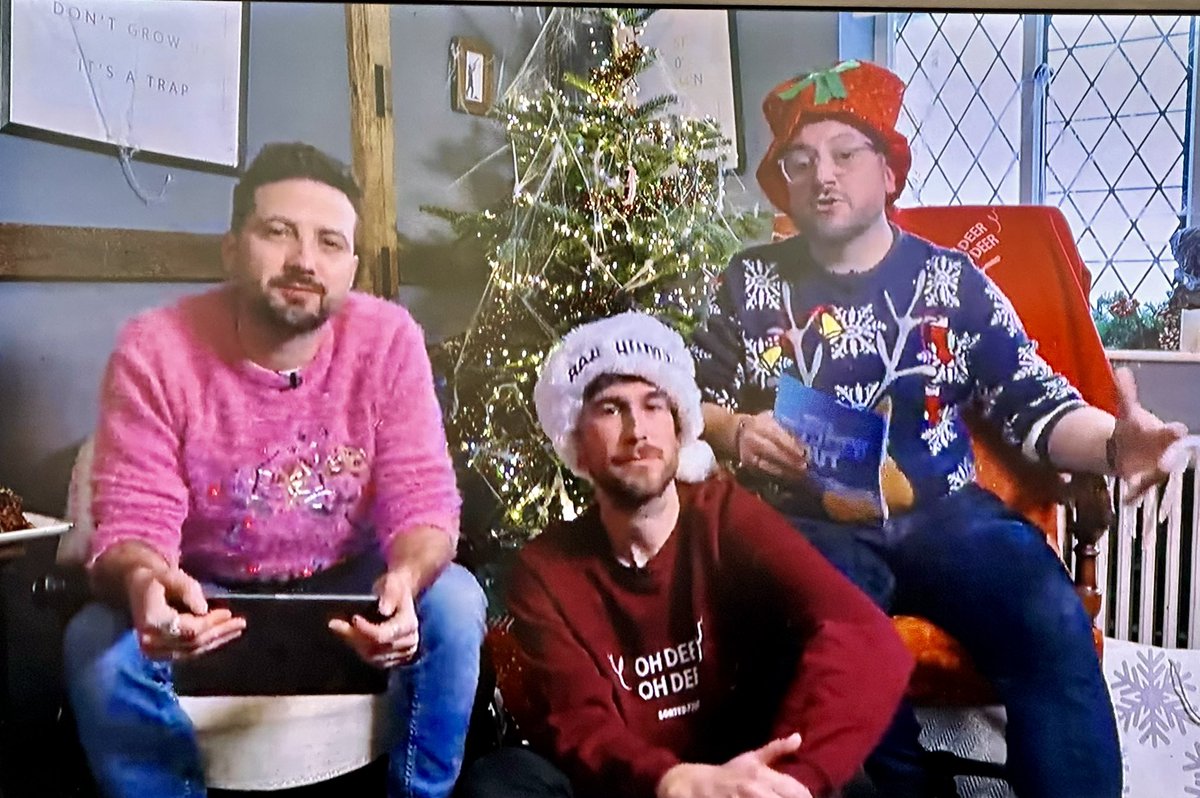 AnnCecilieN's tweet image. Name this boyband. Wrong answers only. 😎#SnowWayOut #SortedFood