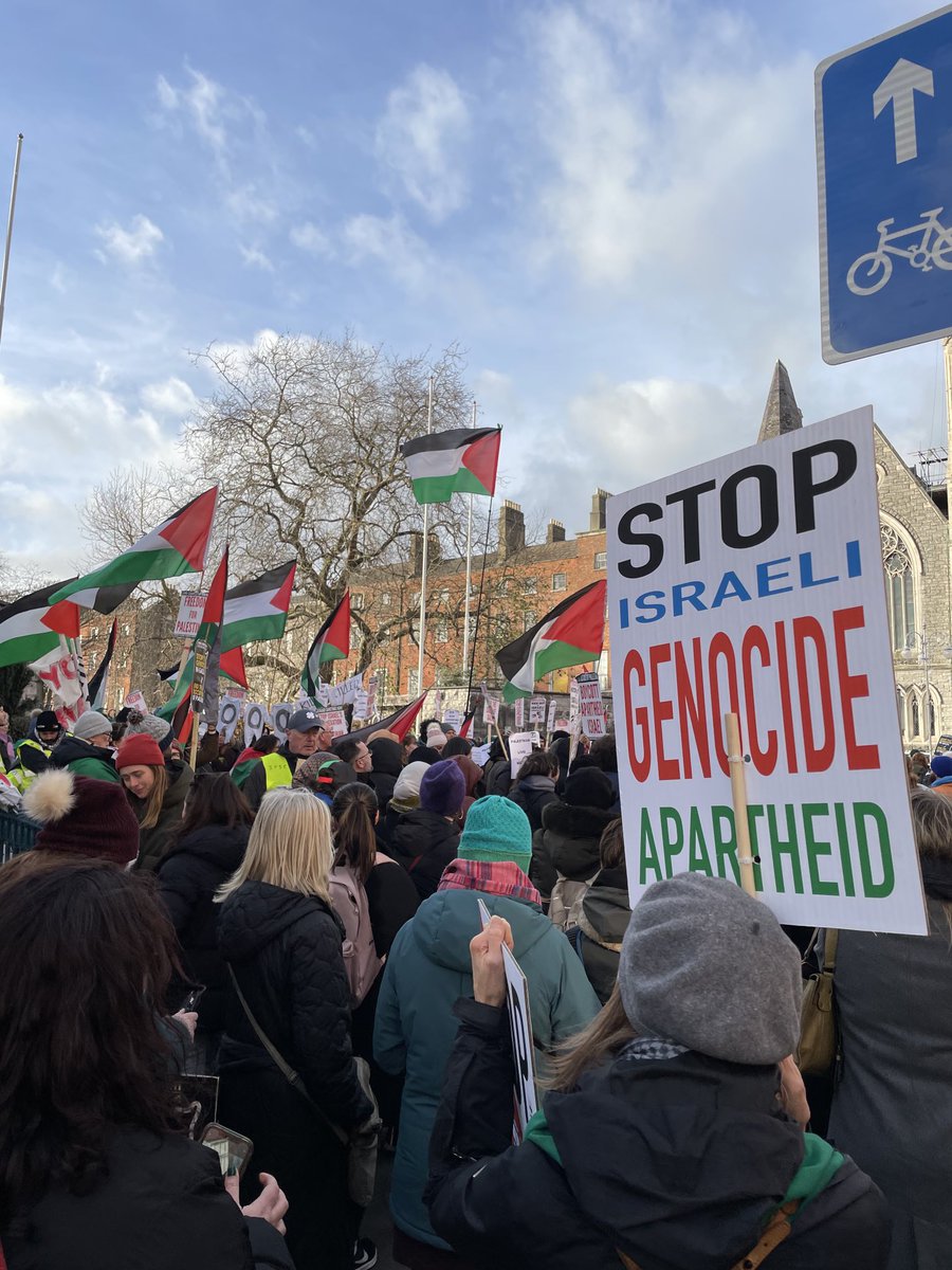 liamcunningham1's tweet photo. Dublin now. #ceasfirenow #Gaza https://t.co/WO1JwvMb8R