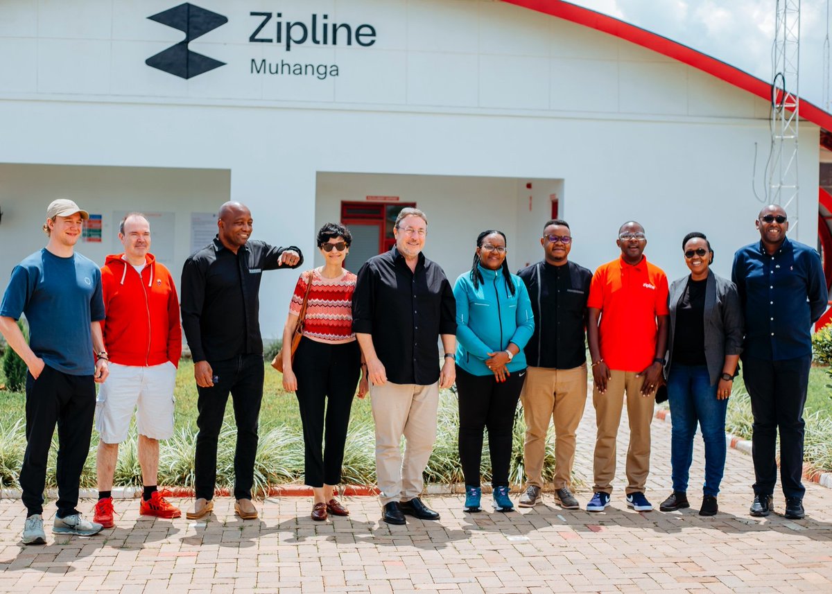 YakNationImages's tweet photo. Permanent Secretary in @Ministry of ICT&amp; INNOVATION @yves_Iradukunda Visited Zipline I am honored to capture that event https://t.co/oa7fdprDgY