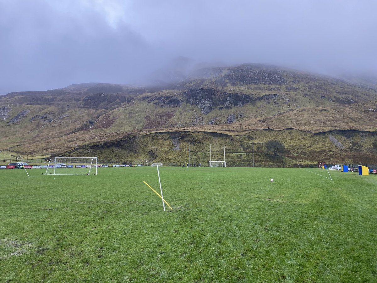 CalFerguson's tweet photo. Some location for a ground this ⚽️

#FintownHarps #Ireland https://t.co/N1AG2ITTyO