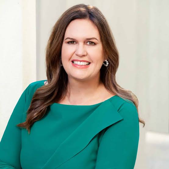 simonateba's tweet photo. Please, kindly join me in welcoming Governor of Arkansas @SarahHuckabee, my newest follower on @X, and the former Trump press secretary who actually answered questions in clear sentences. Life's funny: One black press secretary racially discriminates against me while one white press secretary says Simon is important and I must follow him to hear what he has to say. 

You now understand why I love all people, Black, White, Asian or Brown people. May God help us see that racism is a scam!