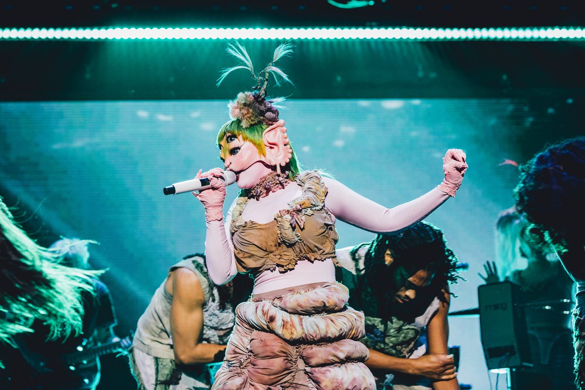 iHeartRadio's tweet photo. .@MelanieLBBH's performance was out of this world 🤩

Set a reminder for Dec 21st to watch the #iHeartJingleBall2023 on @ABCNetwork! #iHeartOnABC https://t.co/uAQW6IWhGg