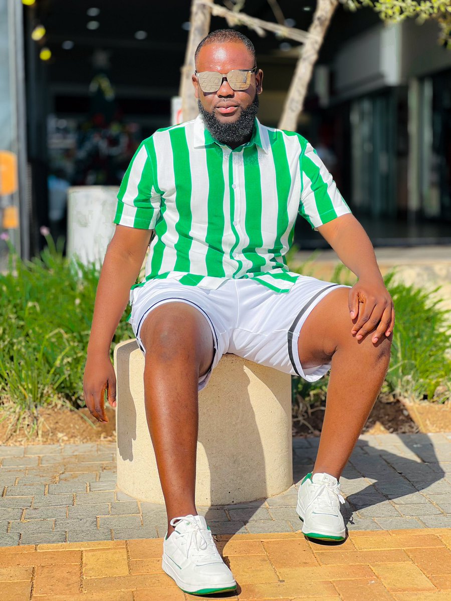 DeronFavour's tweet image. Maneer Baloyi 💚🍸