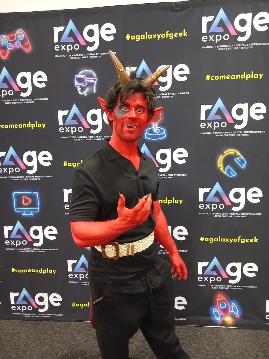 avatronis's tweet photo. Interesting going to #rAgeExpo2023 in full-ass #cosplay. Never been asked to do so many photos in my life. If anyone finds me here that took a photo with me, feel free to tag me. would love to see them. Execpt those fake nerds that thought i was a devil. #BaldursGate3 #tiefling https://t.co/2eZtLj4dOA