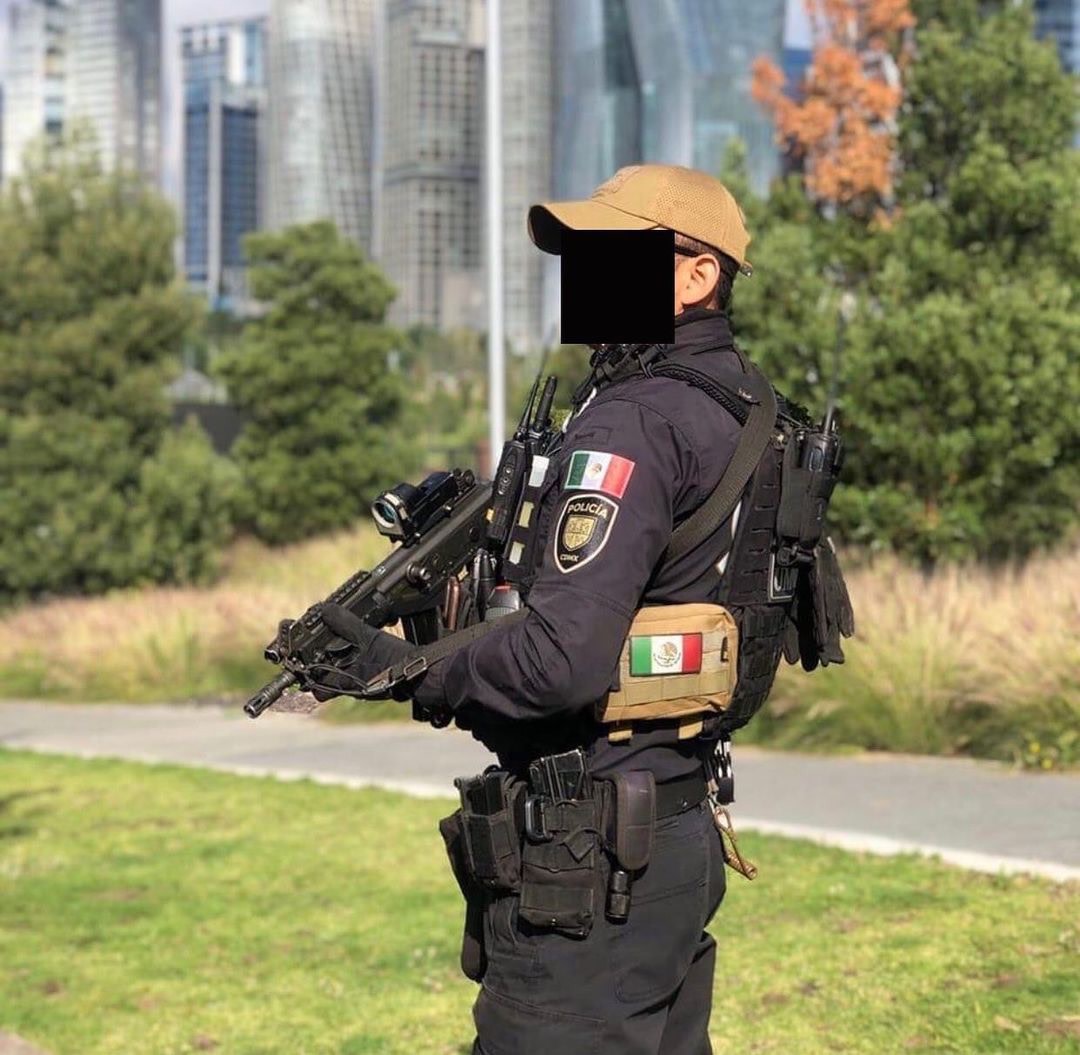 IWI_Intl's tweet photo. Galil ACE with @meprolight M21 at the ready with law enforcement in Mexico.
#Galil #galilace #iwi #lawenforcment https://t.co/9iKo6aWENw