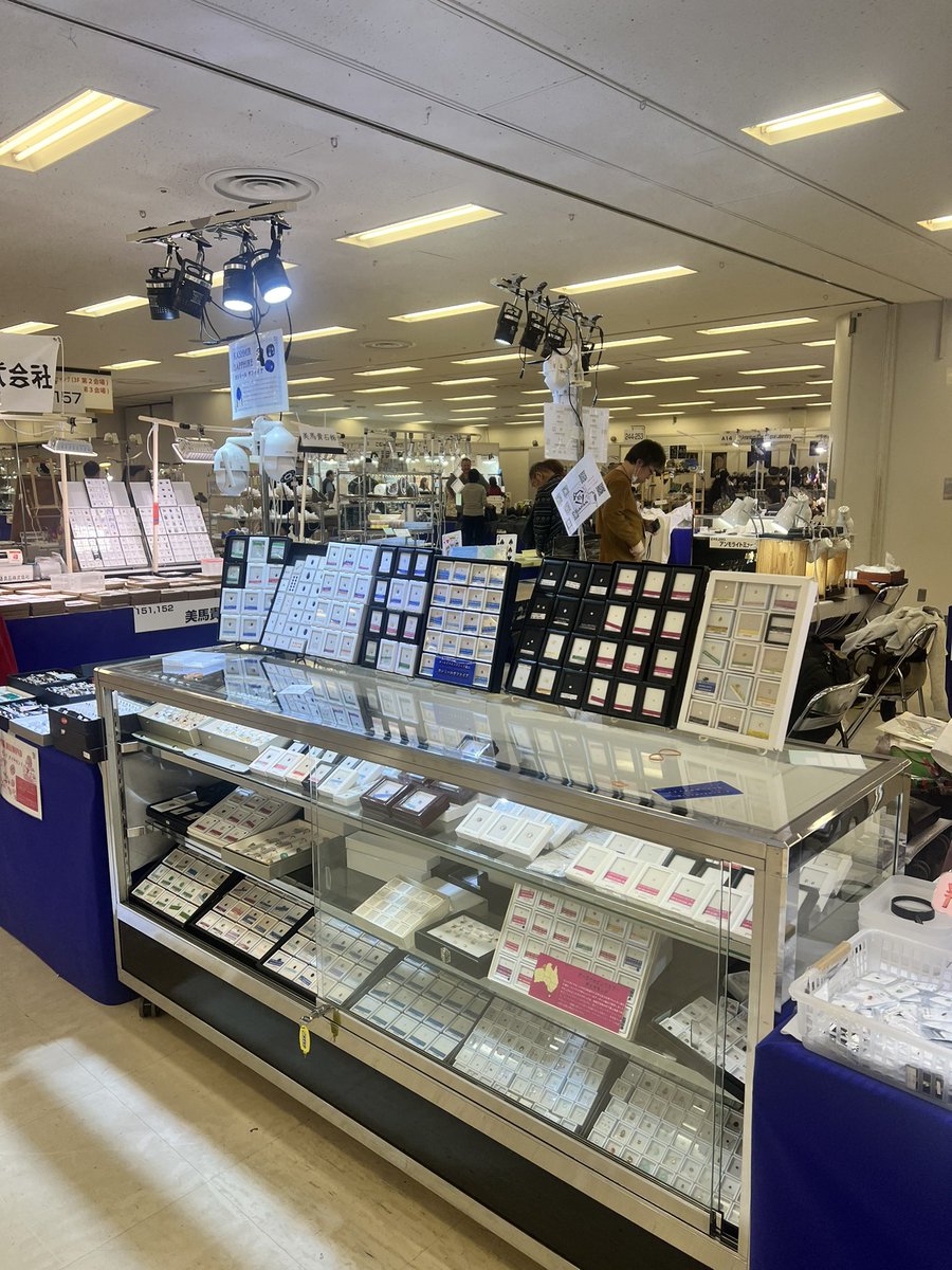 RSJAPAN_gem's tweet photo. 本日はご訪問いただきありがとうございます。本当に忙しい一日でした。お待ちいただいているお客様、またお時間を十分に取れないお客様には本当に申し訳ございません。でもみんなに会えてとても嬉しい
明日もお待ちしております
第一会場2回 L166-168
#ikebukro https://t.co/tvuuKr4MlJ