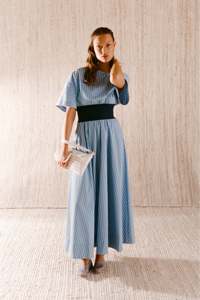 kendam_com's tweet image. Staud Pre-Fall 2024 collection lookbook kendam.com/news/lookbooks… 

#Staud #PreFall2024 #Lookbooks #Fashion #Kendam