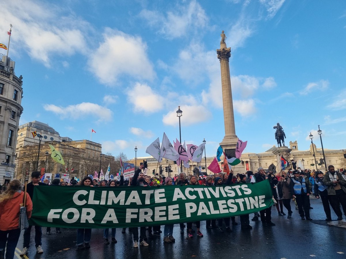 Our demonstration in London has just joined the National March for Palestine with @PSCupdates. Climate activists stand for a free Palestine. There is no climate justice on occupied land!