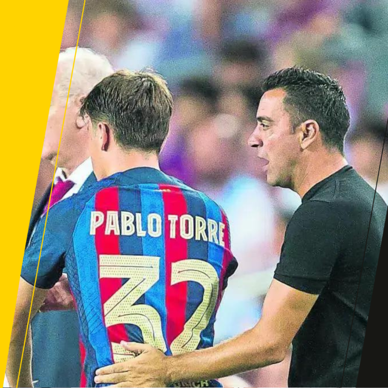 esport3's tweet photo. 🧐Xavi es posiciona amb contundència a favor de la clàusula de la por: si fos per ell, Eric García tampoc jugaria, com Pablo Torre

⁉️Penseu com el tècnic del Barça?

❤️SÍ
🔁NO

📲https://t.co/X9AwthBOox