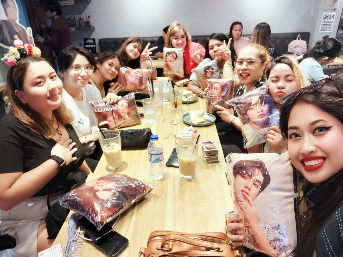 Zeydiii1020's tweet photo. Solid ang samahan since day 1 🫶
KUNINGKUNING yep edition 🫶 gaganda ng mga exchange gift solid 🫶 also thankyou po tita @MomshieGracious 🫶
#KUNINGKUNING
@KeithSalentes @rhythmia3169723 https://t.co/S43oP8xytZ