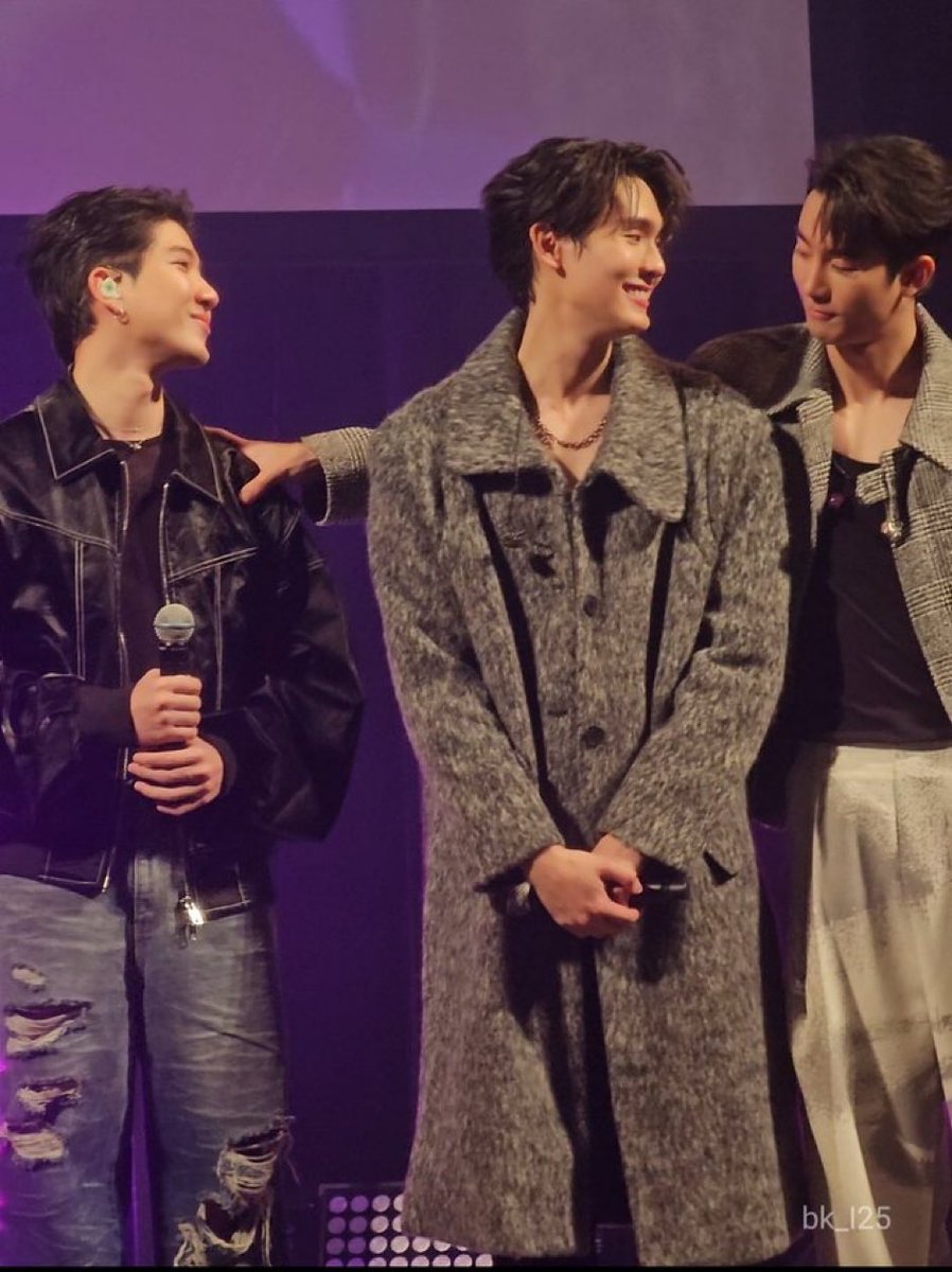 thebambiclub's tweet photo. อันนี้สิ กางอาณาเขต https://t.co/4zfhYdnhnc