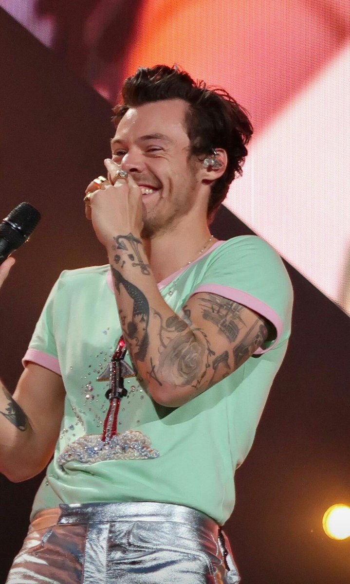 safeharrys's tweet photo. he’s lovely 🫶🏻 https://t.co/jImnCIP6Yg