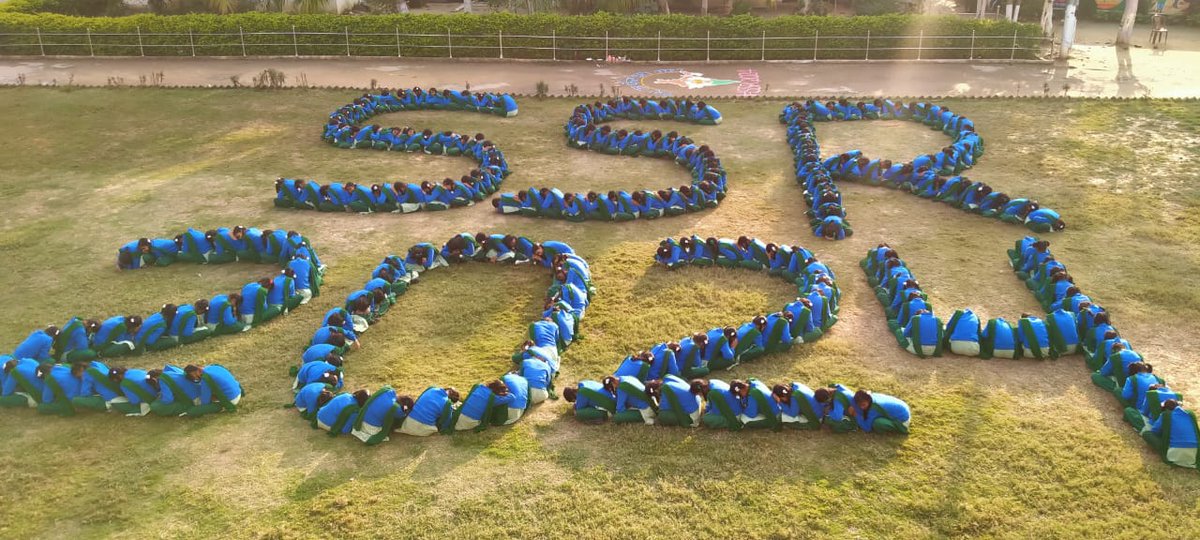 DEO_ES_JSR's tweet photo. On the last day of the SSR,in East Singhbhoom Jamshedpur it was celebrated as a festival with all EROs &amp; AEROs doing a pleothera of activities to create Voter awareness and add voters! 

Healthy Roll Healthy Poll

#SSR2024   #DeshKaForm @ceojharkhand @ECISVEEP https://t.co/ZF0lJwluUL