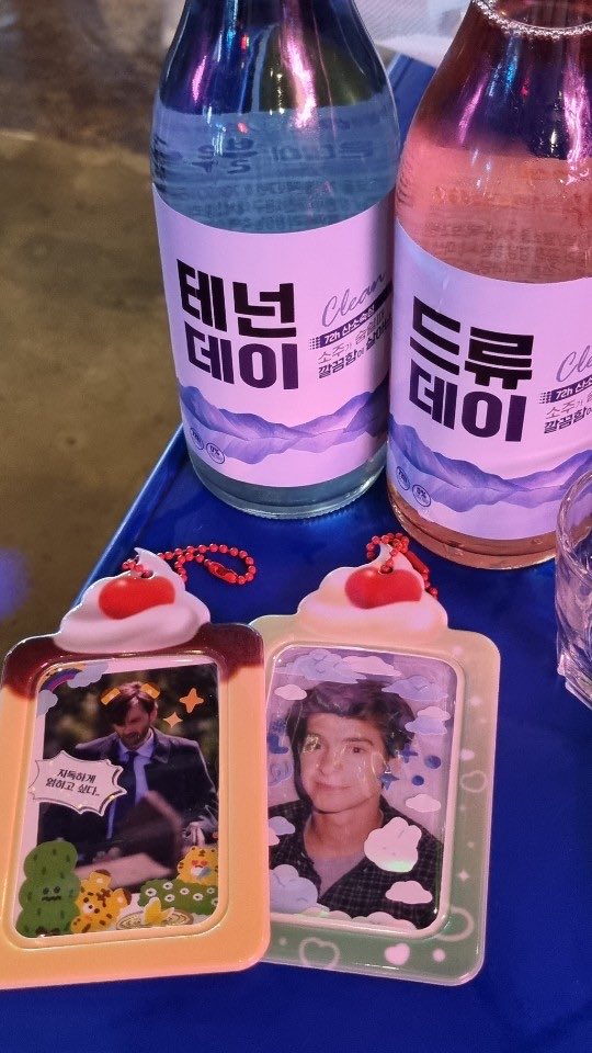mulbeat's tweet photo. 두고두고 회자되는 220605…
이 때만 해도 고슴도치 실바니안은 숱이 많았다는 게… 어떤 여성은 모 씨피에 별 생각도 없었던 게… https://t.co/P7UBhtOC5R