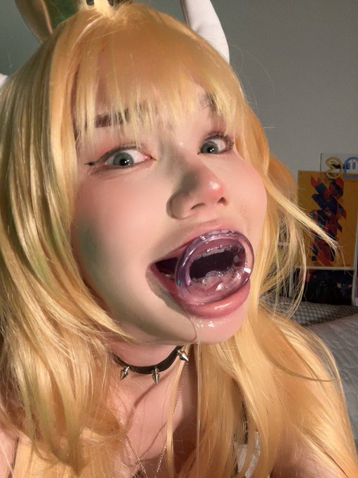 Luigi gifted me slimy mushroom 🍄 https://t.co/dJ86esanP3