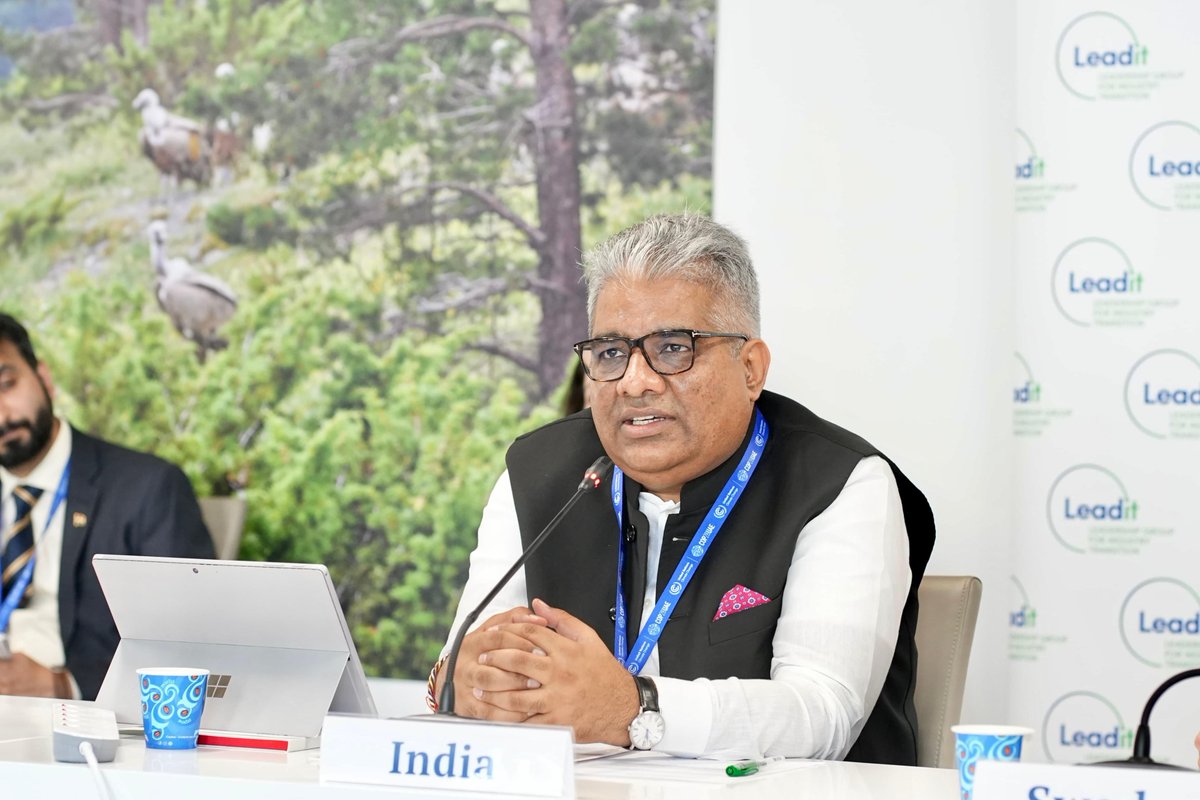airnewsalerts's tweet photo. In a landmark announcement, Union Minister of Environment, Forest and Climate Change, @byadavbjp, reveals the three pillars of the second phase of the Leadership Group for Industry Transition (LeadIT).
Speaking at the #LeadITSummit 2023, held in collaboration with Sweden at #COP28 in the United Arab Emirates, Yadav emphasizes the significance of the upcoming phase, structured around three key components: Global Forum for Dialogue, Technology Transfer and Co-Development, and Industry Transitions Platform.