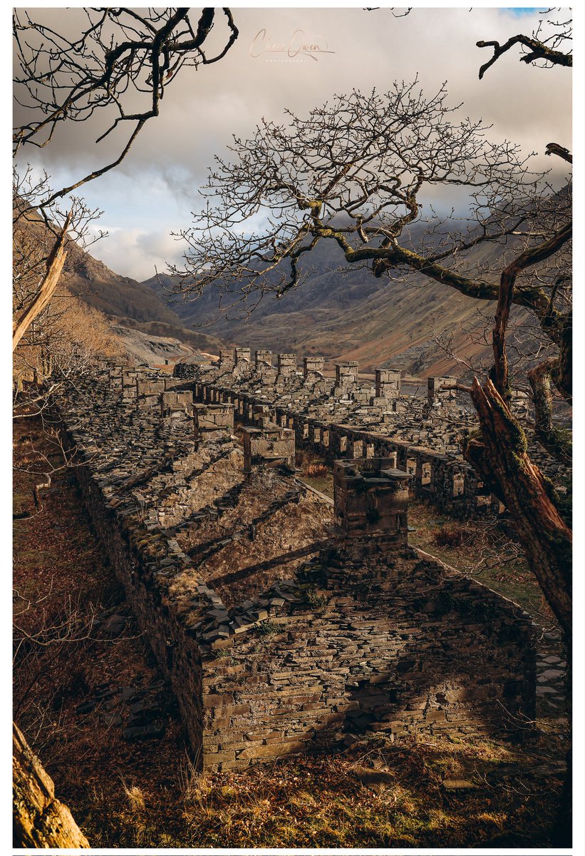 Anglesey Barracks: The forgotten street 

Dinorwig 📸🏴󠁧󠁢󠁷󠁬󠁳󠁿
#slatequarry #wales #Eryri #northwales #dinorwicquarry #slate #cymru #snowdonianationalpark #photography #walesadventure #llanberis #exploreuk #dinorwic #mountains #landscapephotography #discoverwales