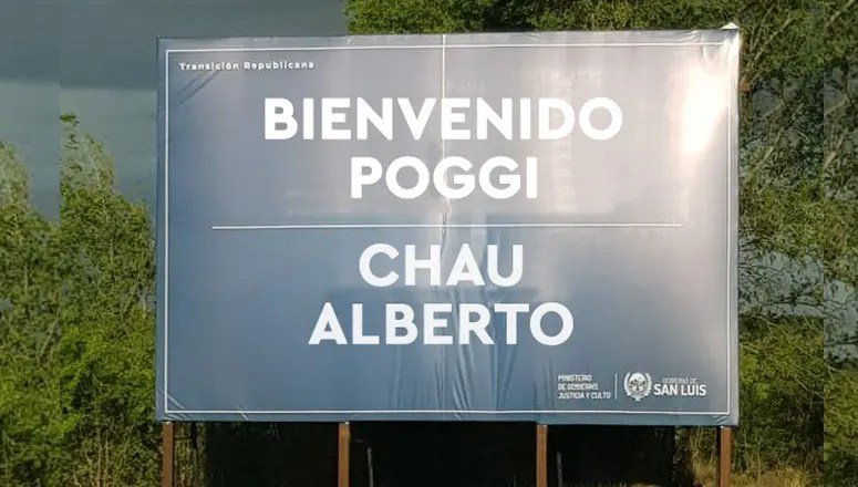 Predestinada lluvia que limpia. Que saca la porquería. 
Necesitaremos varias de estas.
Mañana empieza una nueva historia, la más esperada por los sanluiseños.