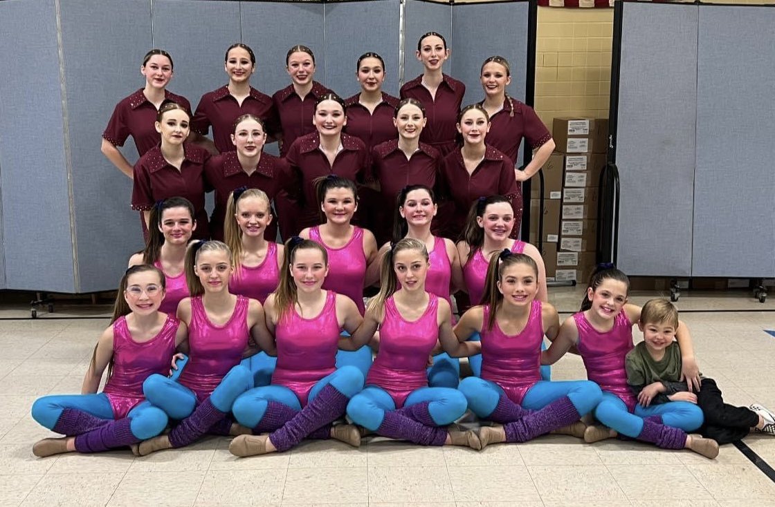 VGBlueDevils's tweet photo. Good Luck to our VG Devilettes and Junior Devilettes as they kick off competition season in Dunlap! @vg302 @VGJHDevilettes @VGDevilettes https://t.co/XBskgDGl2s
