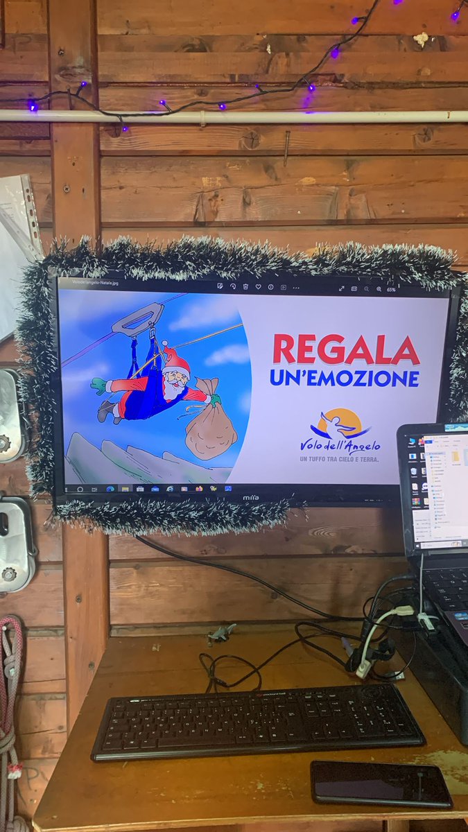 𝗘𝗰𝗰𝗼 𝗮𝗹𝗰𝘂𝗻𝗶 𝗱𝗲𝗶 𝗻𝗼𝘀𝘁𝗿𝗶 𝗩𝗼𝗹𝗶 𝗽𝗲𝗿 𝗾𝘂𝗲𝘀𝘁𝗮 𝘀𝘁𝗿𝗮𝗼𝗿𝗱𝗶𝗻𝗮𝗿𝗶𝗮 𝗮𝗽𝗲𝗿𝘁𝘂𝗿𝗮 𝗻𝗮𝘁𝗮𝗹𝗶𝘇𝗶𝗮! 📷
In questi giorni le #DolomitiLucane sono baciate da un timido sole!
𝟰𝟬€ 𝘃𝗼𝗹𝗼 𝘀𝗶𝗻𝗴𝗼𝗹𝗼 📷 𝟳𝟬€ 𝘃𝗼𝗹𝗼 𝗶𝗻 𝗰𝗼𝗽𝗽𝗶𝗮