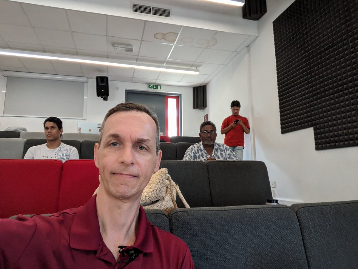 JKirstaetter's tweet image. Whew, I was too much into today's topics of the monthly meeting by MSCC @MSCraftsman in partnership with @pymugdotcom, IEEE, IET & @MDX_Mtius that I completely forgot to post pictures... 😳
So here we go... 🧵
#mauritius