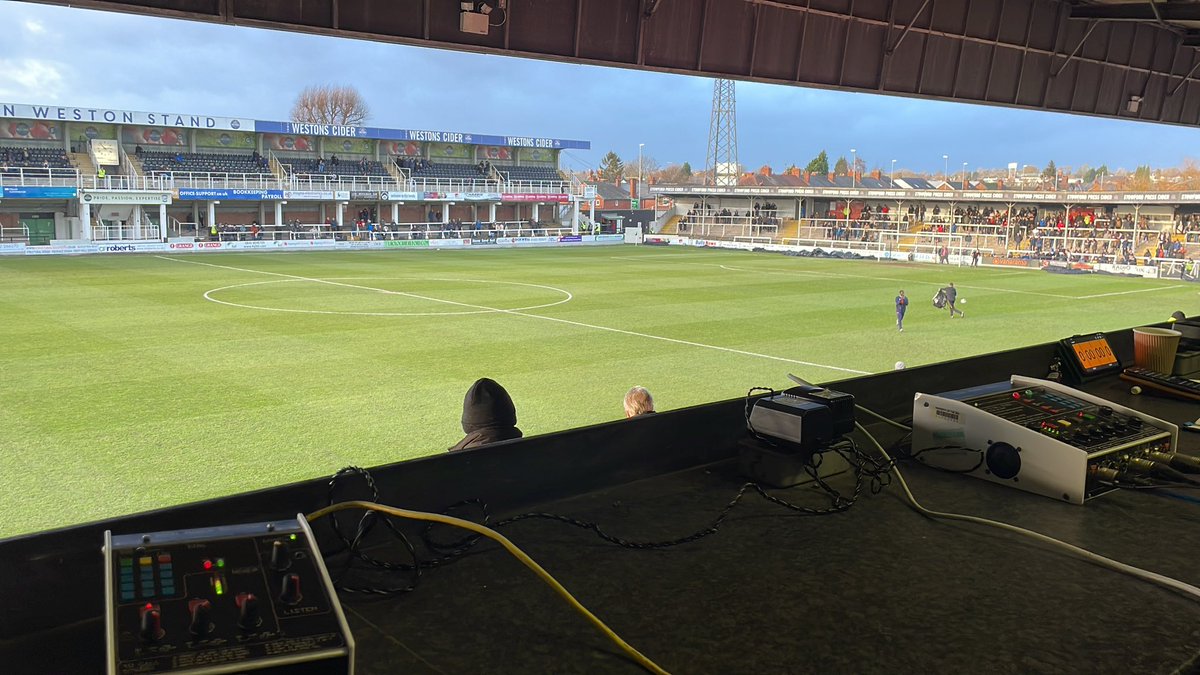 Here at Edgar Street as a steady crowd rolls in for <a href="/South_ParkFC/">South Park Reigate FC</a> visit to <a href="/HerefordFC/">HerefordFC</a> in the 3rd round of the FA Trophy 🏆 

Join me for live updates throughout the afternoon live on <a href="/BBCSurreySport/">BBC Radio Surrey Sport</a>
