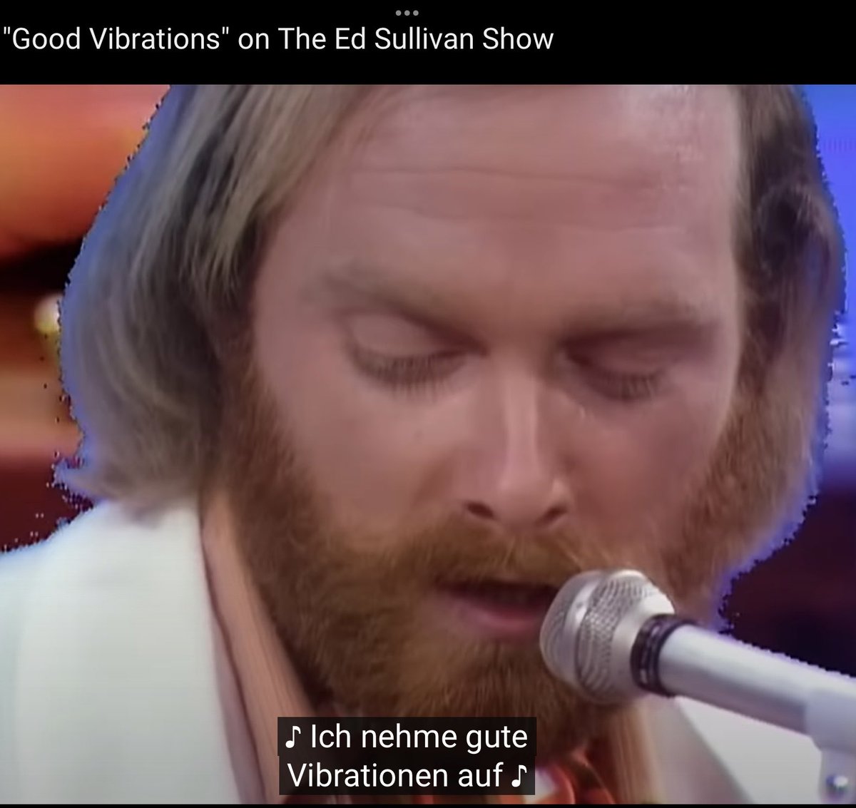 Wanneer de Beach Boys beginnen te zingen met Duitse ondertiteling…
