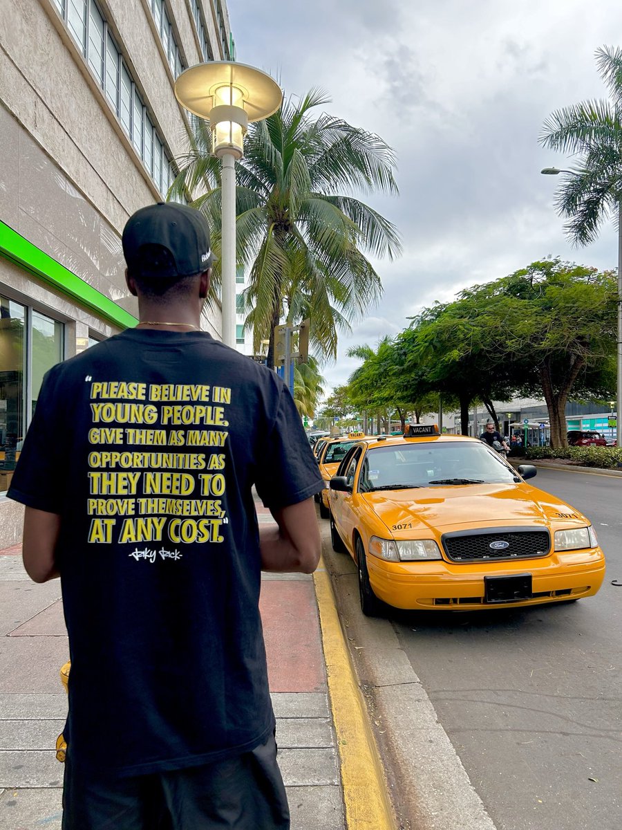 Robot_Boii's tweet photo. “Please believe in YOUNG PEOPLE. Give them as many opportunities as they need to prove themselves, at any cost.” - Riky Rick 

#RobotBoii https://t.co/BA5NNgSafh