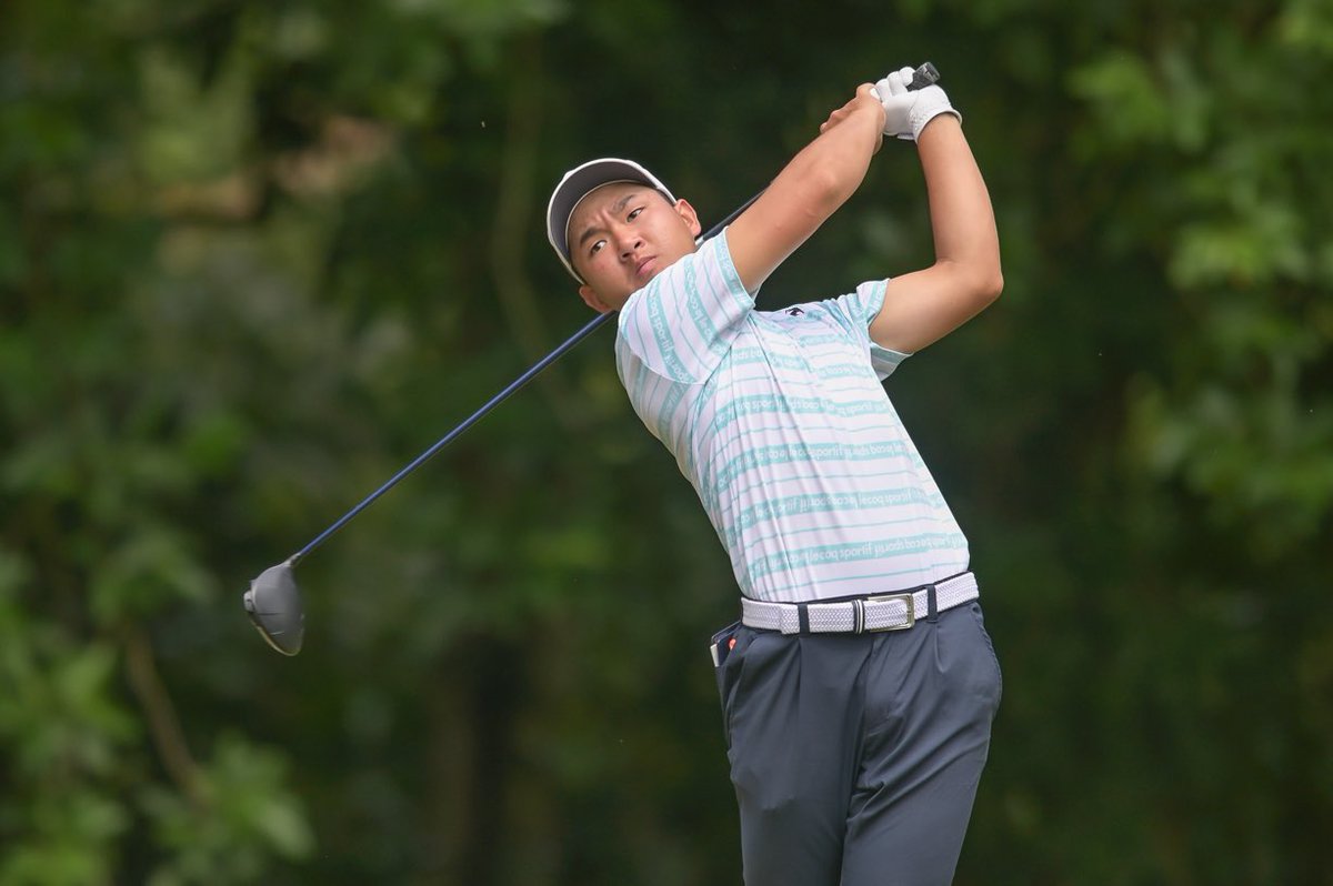 malaysiangolf's tweet photo. 🏌️‍♂️ Day 3 of the Malaysian Amateur Open at Tiara Melaka was thrilling! Andrew Yap, Zia Iqmal, and Nguyen Anh Minh tie at even-par 216. Liu Yujie leads the Women’s with a stellar 12-under-par 204. Final day promises more top amateur golf action! #MalaysianAmateurOpen #Golf https://t.co/M91LK8tMiy
