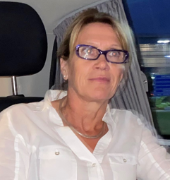 Can you help? Police are looking to trace a woman missing from Norwich. Gaynor Lord, 55, was last seen in Norwich city centre on London Street in the afternoon yesterday (8 December) - 
orlo.uk/onj4x