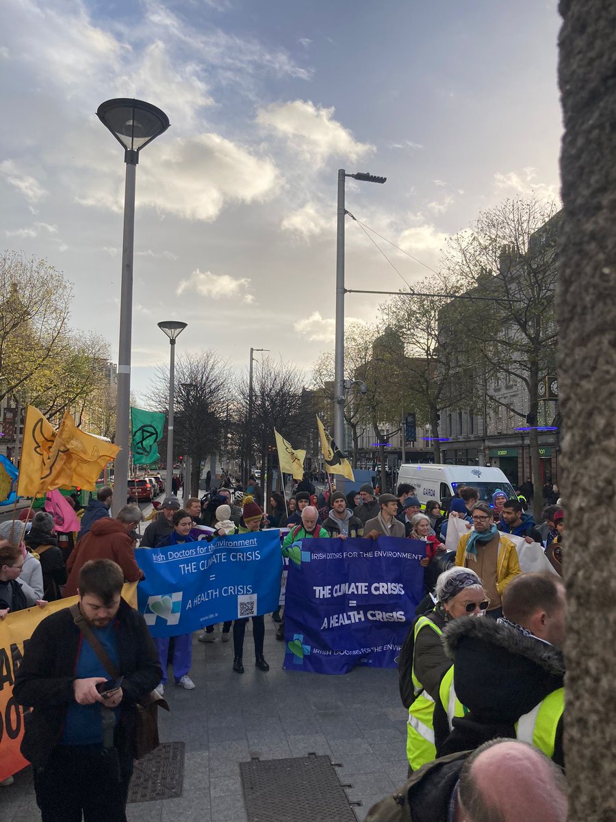 IrishDocsEnv's tweet photo. Irish Doctors for the Environment at the #NowWeRise, protest today protesting the failure of leadership in Ireland and globally on ecojustice at #COP28

We need #ClimateActionNow! https://t.co/ywTyAm4cuk