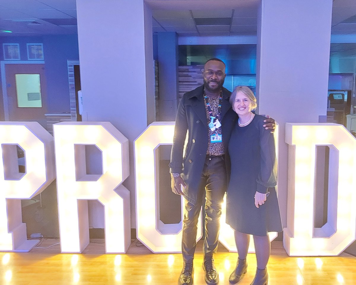 So #PROUD of Sheldon, HCA, who won a big Cheers award <a href="/WestMidHospital/">West Middlesex University Hospital</a> <a href="/ChelwestFT/">Chelsea and Westminster Hospital</a> Partnership with Hounslow Borough Career Camp in Health Care at its best 👌 Thanks for sending him our way <a href="/LBofHounslow/">Hounslow Council</a>