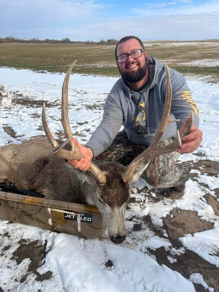 Harvested my tallest #muledeer i'v ever taken this year. I thought he was cool. So did my oldest son.🦌

#hunting #SaturdayVibes #SaturdayMorning #deer  #SaturdayMood #deerseason #SaturdayMotivation #Outdoors #deer #animal #hunting
#hunt #deerhunting