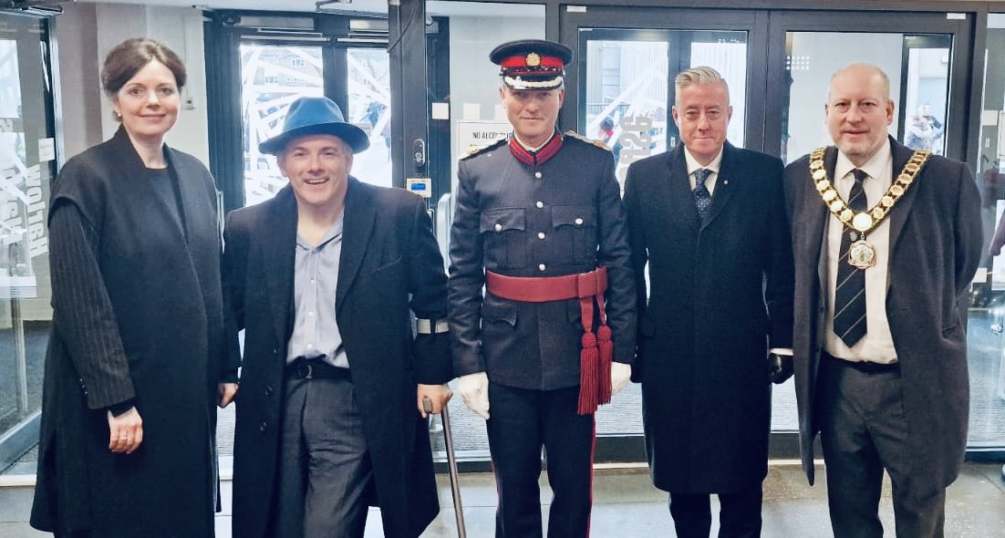 Chair of Harlow Council (@chairofhc) on Twitter photo Lovely to join Daniel Robinson & Sons with the Deputy <a href="/Essex_LL/">Jennifer Tolhurst</a> and @halfon4harlowMP on welcoming children on their Children's Convoy & Panto Trip at <a href="/harlowplayhouse/">Harlow Playhouse</a> #harlow Lovely to join Daniel Robinson & Sons with the Deputy <a href="/Essex_LL/">Jennifer Tolhurst</a> and @halfon4harlowMP on welcoming children on their Children's Convoy & Panto Trip at <a href="/harlowplayhouse/">Harlow Playhouse</a> #harlow