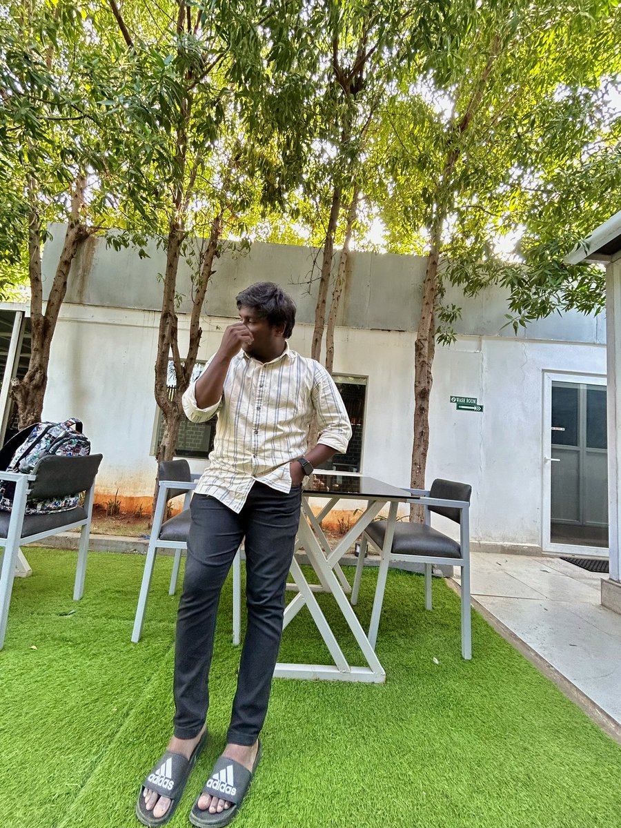 KarreManojkumar's tweet photo. Come to heaven 🧡✨ https://t.co/7qfbV2lBTQ