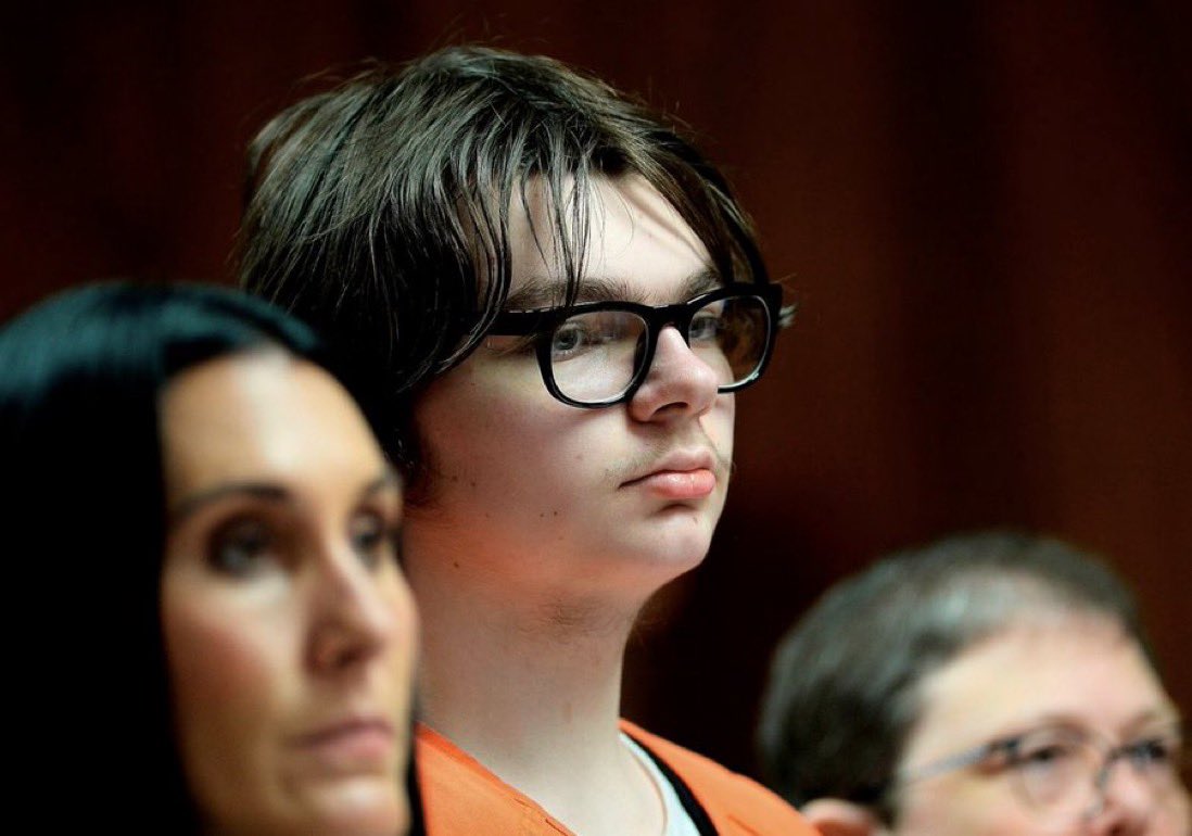 Daily Loud tweet media