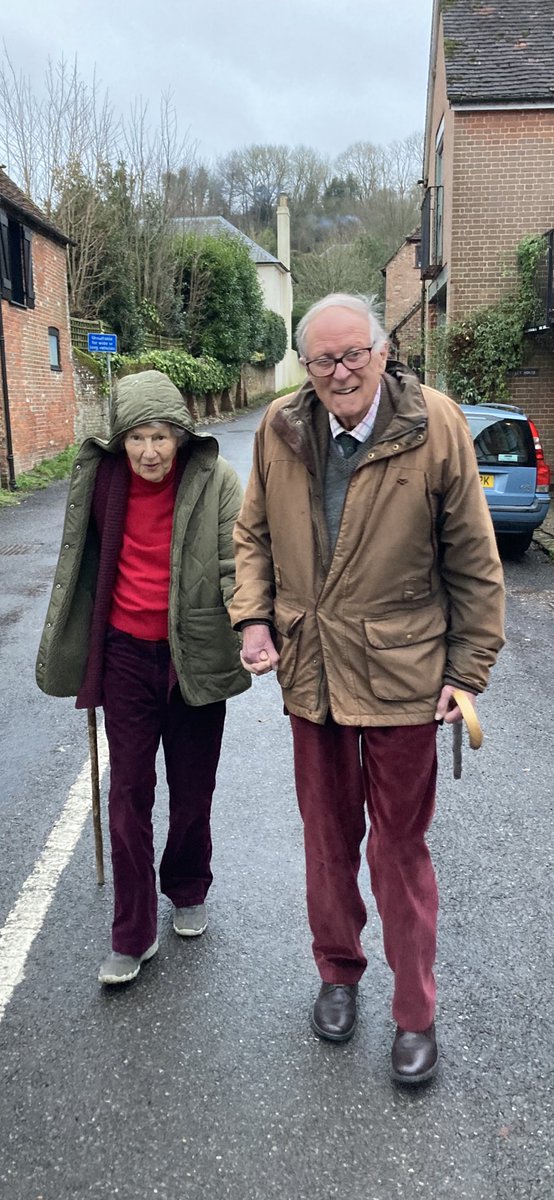 Edward Luce tweet media