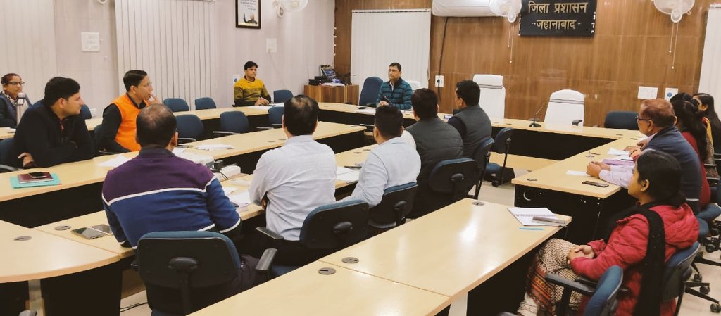 Swachhjehanabad's tweet photo. #स्वच्छता में मिलेगी रेटिंग 
पंचायतों की होगी ग्रेडिंग ।

जिला पदाधिकारी ने सभी ग्राम पंचायतों में ODF + के सभी आयामों को जल्द पूर्ण करने हेतु सभी BDO को दिया निदेश। @RajeshK51060984
@Richie_IAS  @swachhbharat @IPRD_Bihar
@SBMGramin @kumarvinuvinay @BiharRDD @rajeevjauhari1 https://t.co/yCi3UFIUEq